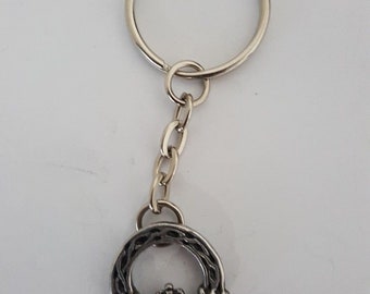Claddagh R133   English Pewter Emblem on a Split Ring Keyring or zip puller or bookmark