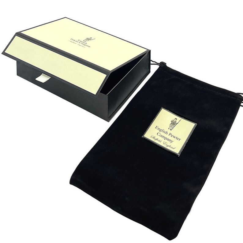 May include: A black gift box with a cream lid and a black velvet pouch. The box has the text "English Pewter Company Sheffield England" on the lid. The pouch has a label with the same text and a small image of a soldier.