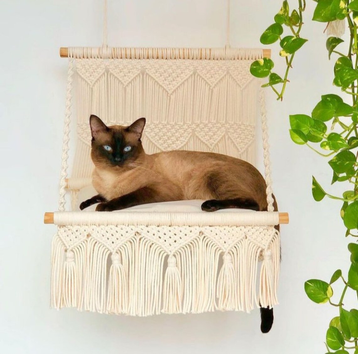 cama para gatos en macrame