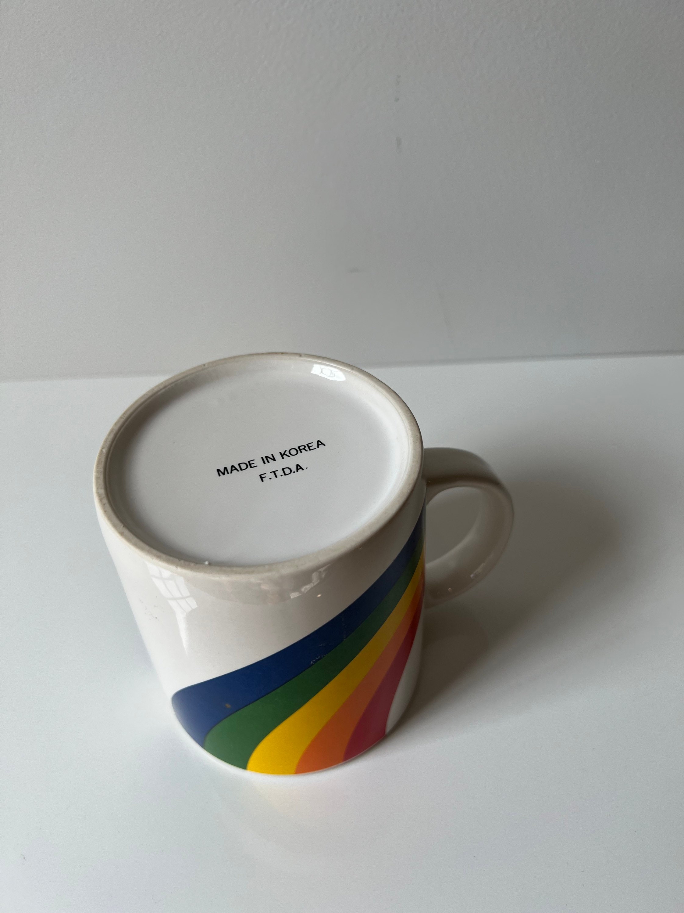 Vintage Rainbow Man Mug With 12 Crayons and Straw Included by Giftco Inc,  Vintage Kids Rainbow Mug, Plastic Rainbow Mug, Kids Rainbow Cup -   Denmark
