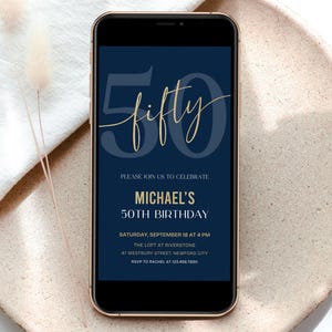 Modello di invito elettronico per il 50° compleanno da uomo, blu navy e oro Evite, Canva