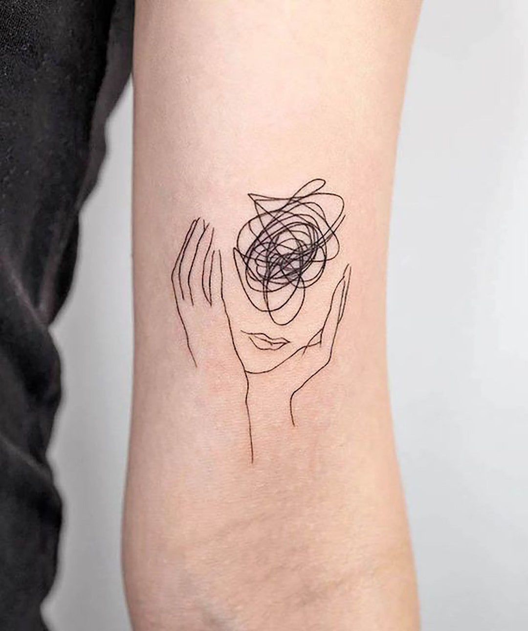 12 Minimalist Flower Tattoo Ideas And Their Hidden Meanings | Preview.ph