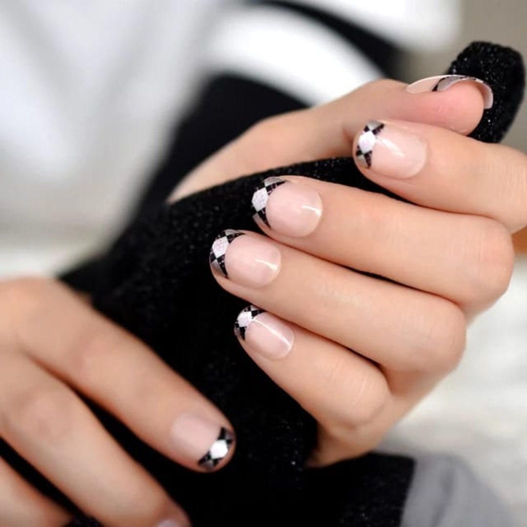 24 French Manicure Nails, Black Short Nails, Short Coffin Nails, Silver