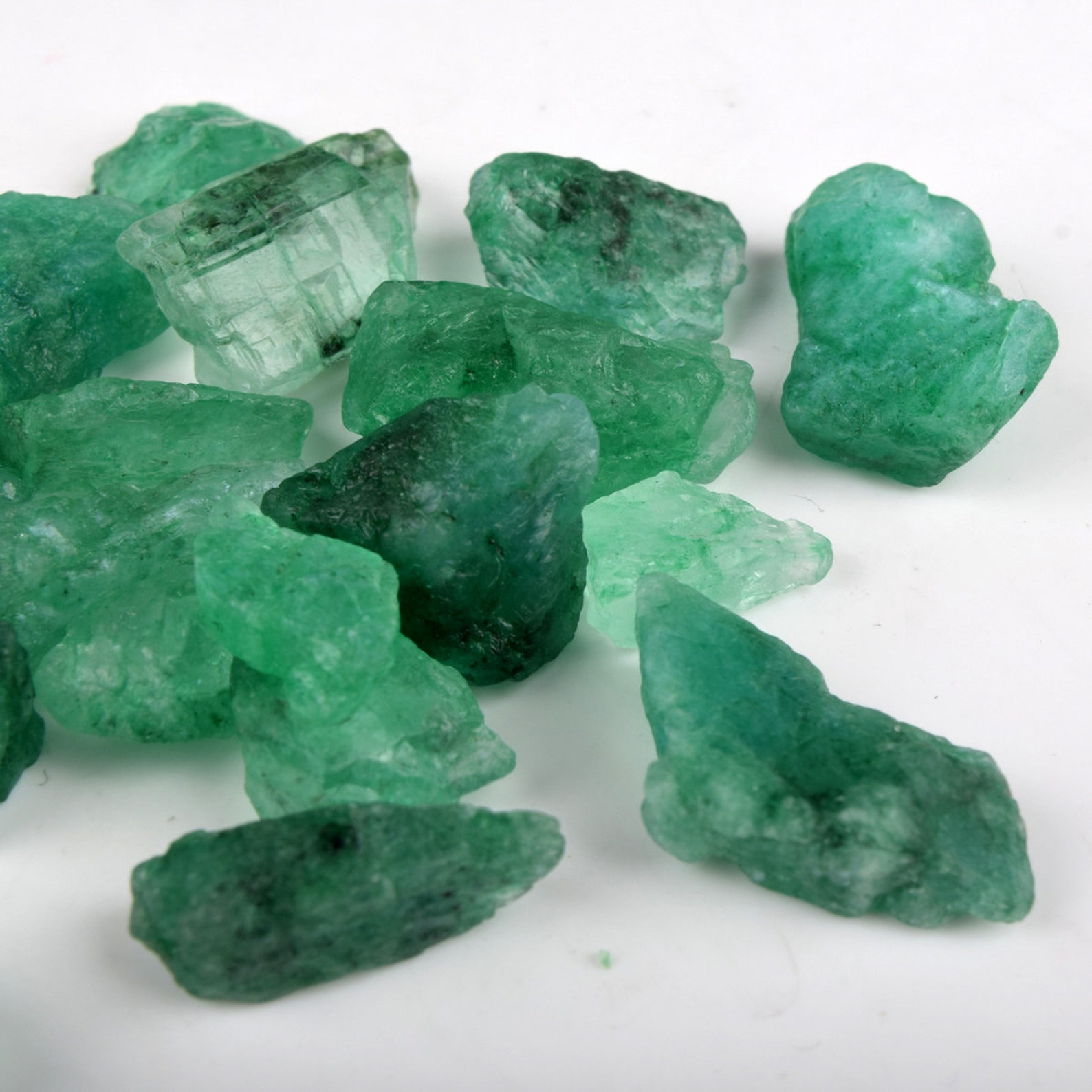 100 Natural Green Emerald Gemstone Loose 1000 Carat Raw Etsy