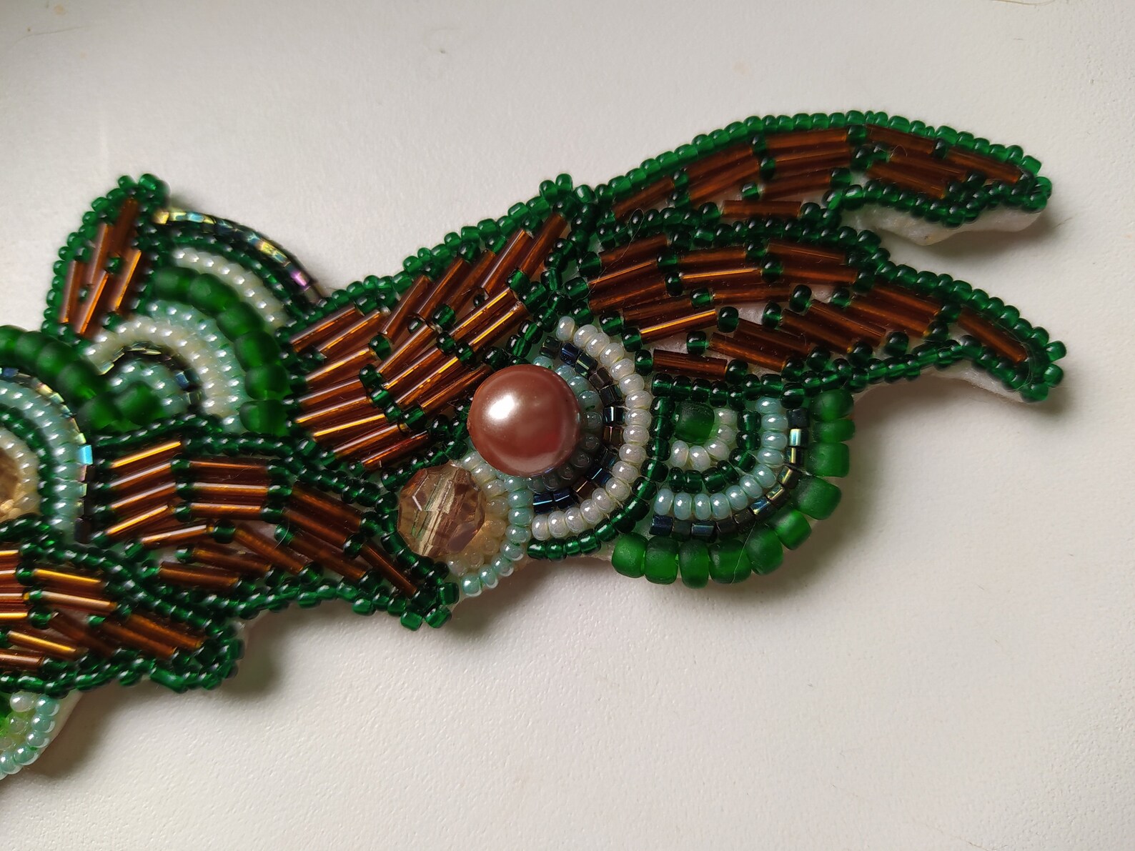 Beaded appliques for DIY projects / Emerald colour sew on Etsy