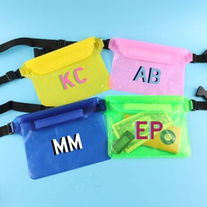 Schatten Monogramm Pool Tasche, Strand Brautjungfer Geschenke, Urlaubsgeschenk, kundenspezifische wasserdichte Pool Tasche, Junggesellinnenabschied,