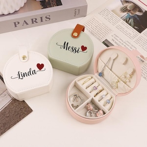 Mini joyero con nombre personalizado, regalos para damas de honor, regalo de bodas, regalo para ella, propuesta de dama de honor, regalo del día de la madre, almacenamiento portátil de joyas