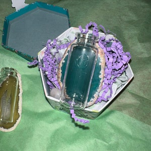 Mystery Geode Propagation Magnet