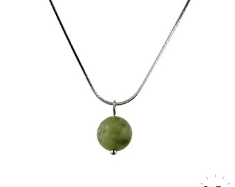 Taiwan jade pearl necklace and silver stainless steel snake chain