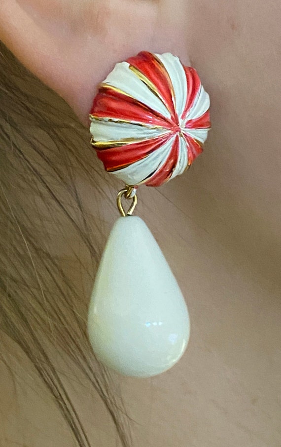 Red and White Enamel Umbrella and Milk Glass Teard