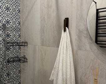 Adhesive Wooden Towel Hook: Damage-Free Walnut or Oak Rack