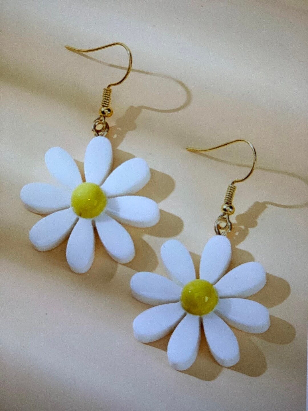 Amani’s Divine Crochet Daisy Stone Earrings main image 1