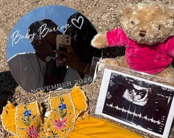 Pregnancy Announcement Photo Prop Oh Baby Round Mirror For Announcing Baby Due Date Photo Prop For Unique Pregnancy Announcement Of New Baby