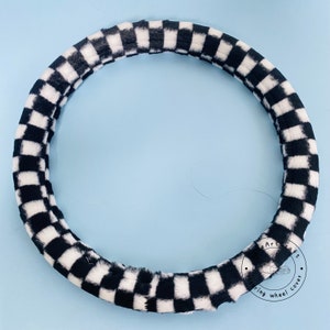 Checkered Steering Wheel Cover for Women, Steering Wheel Cover, Non-slip Wheel Cover, Fuzzy Steer Wheel Cover, Car Accessories, Auto Parts