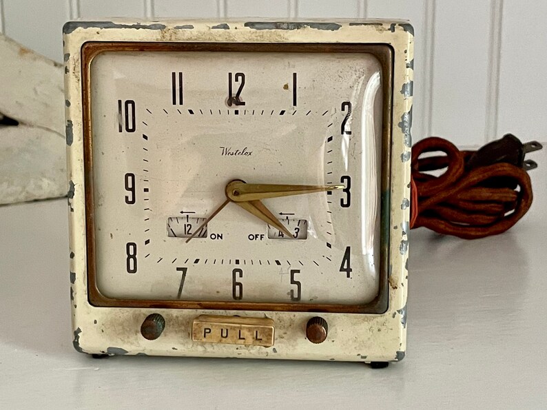 Vintage Electric Alarm Clock Made by Westclox White Metal 5 Inch Etsy
