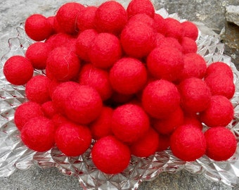 Wool Felt Balls // Felt Ball Garland DIY // diy Mobile // diy Necklace // Pom Poms // Beads // Color RED // 1.5cm //set of 20 balls