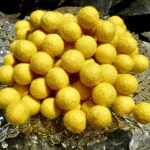 Wool Felt Balls // Felt Ball Garland DIY // diy Mobile // diy Necklace // Pom Poms // Beads // Color YELLOW // 1.5cm //set of 20 balls
