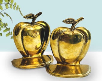 Vintage Brass Apple Bookends Pair, MCM, Hollywood Regency Fruit Decor, Teacher Appreciation Gift, Grandmillennial Cottagecore Kitchen