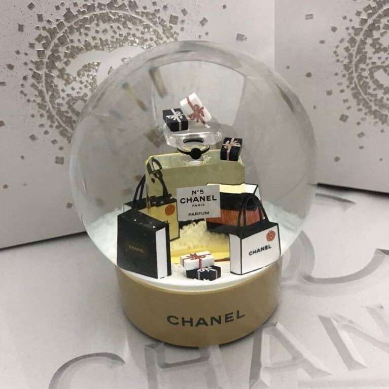 Chanel Snow Globe Perfume Shopping Bags and Presents | Large