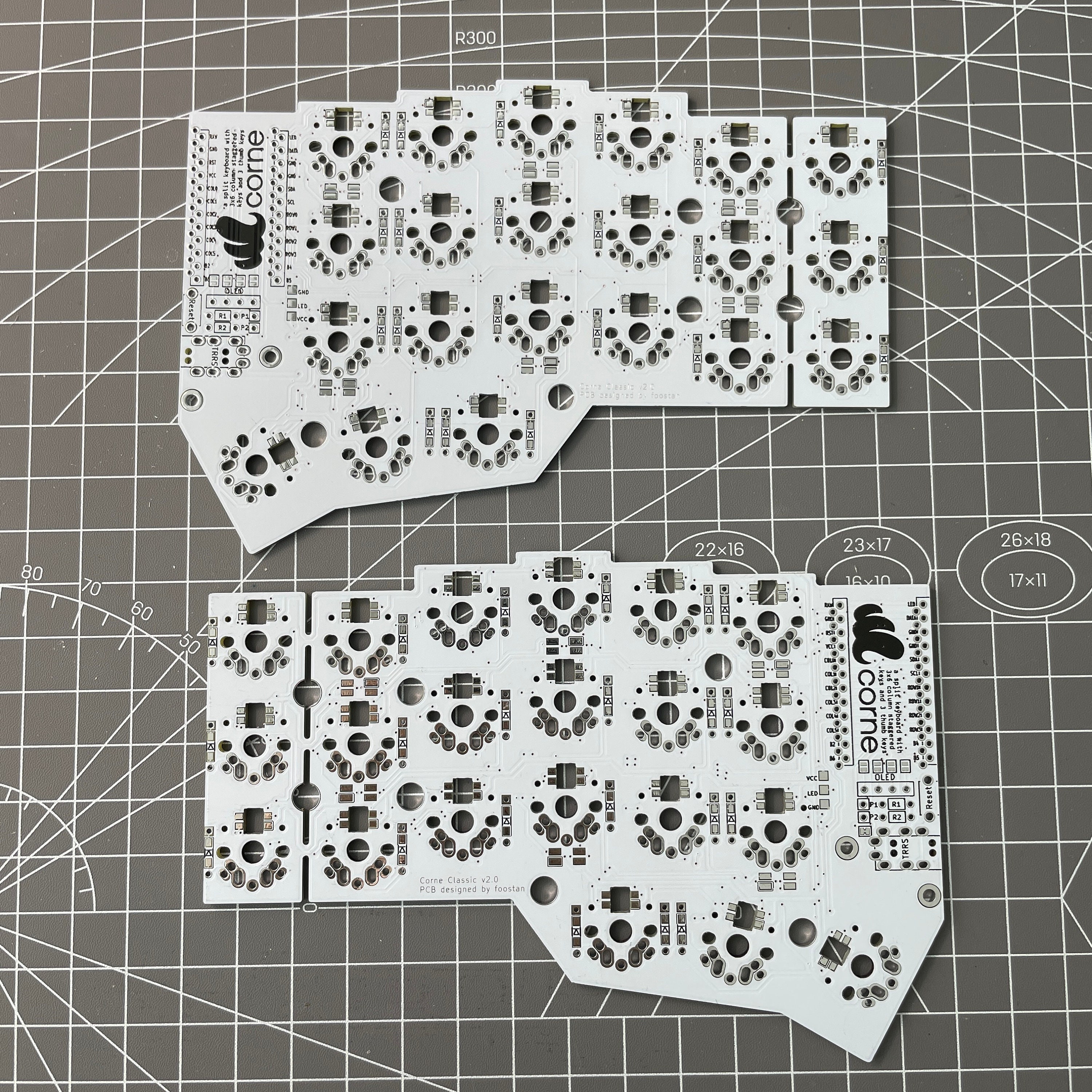 Corne Classic v2.0.0 (crkbd) DIY メカニカル エルゴノミック