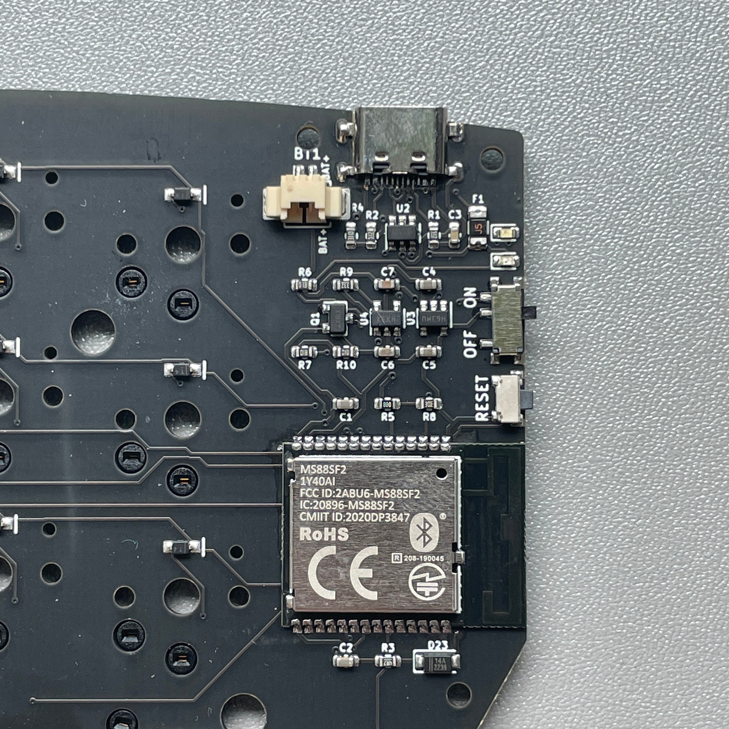 Pre-soldered Wireless Dao Choc BLE Keyboard Low Profile Hotswap