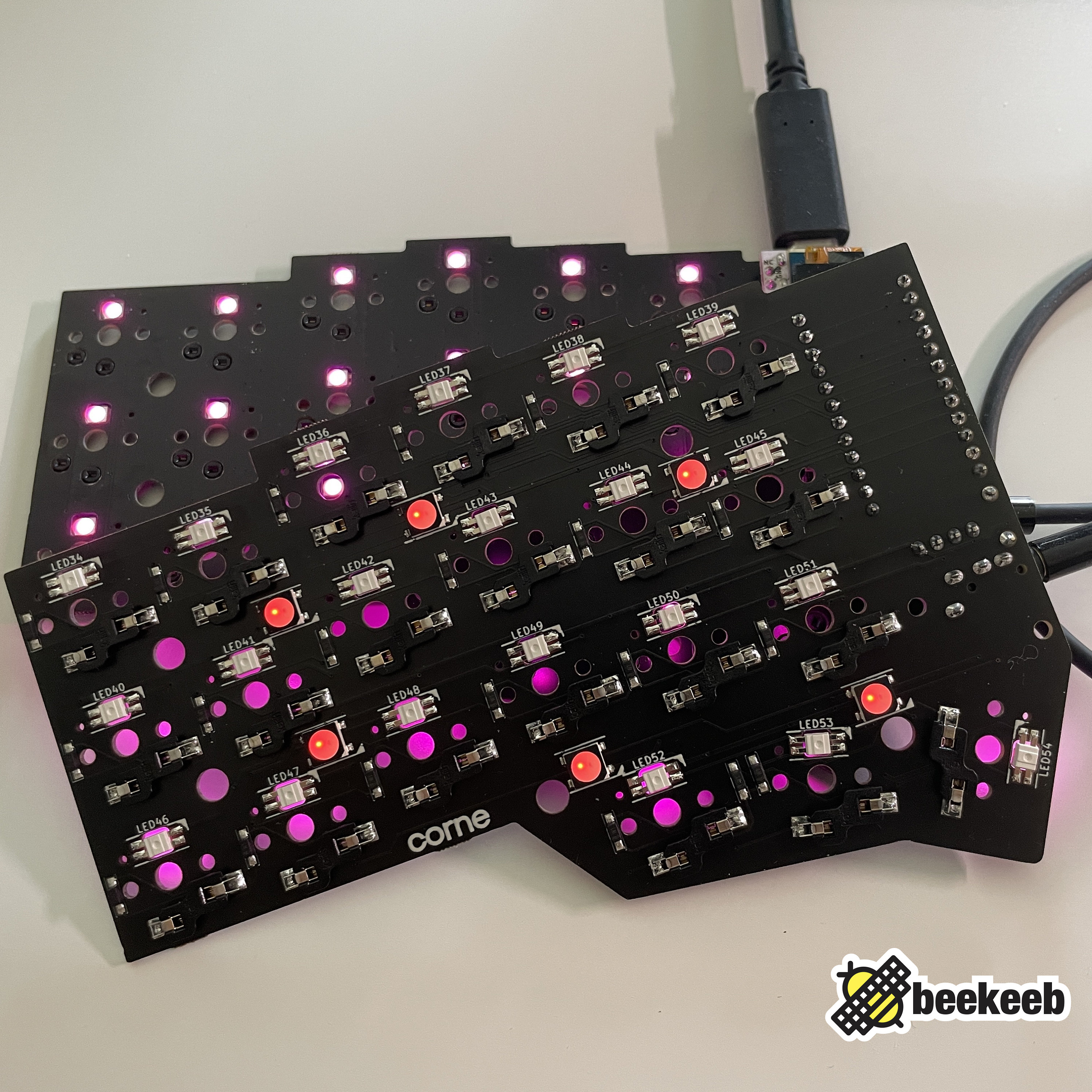 分割キーボード 透明ロープロファイル Corne Choc V3 爆光RGB 分割キーボード 透明ロープロファイル Corne Choc V3 爆光RGB バック