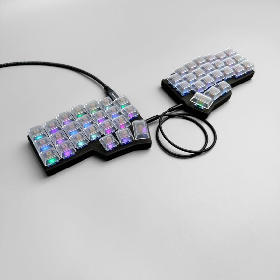 はんだ付け済みCorne v4.1 MX、3D PLAプリントケース、有線分割