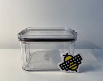 キースイッチとキーキャップを収納できる積み重ね可能な収納ボックス