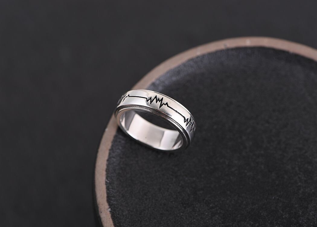Wedding rings that deals you can feel heartbeat