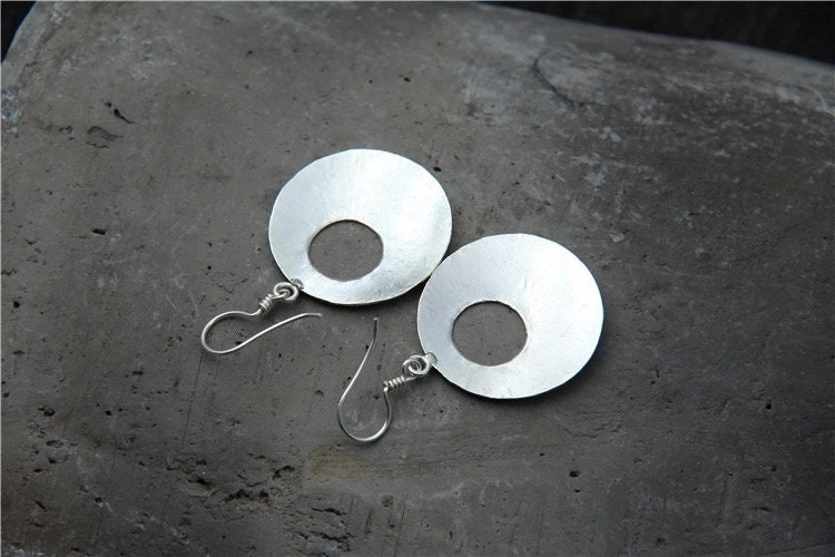 Orecchini a bottone rotondi in argento sterling 925 con base