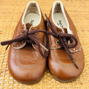 Vintage 90s Hush Puppies Boys Brown Leather Baby Dress Shoes USA Made Sz 5