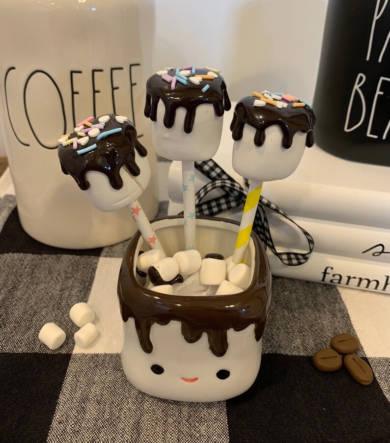 and sprinkles glue clay Set of 3 faux marshmallows with faux chocolate