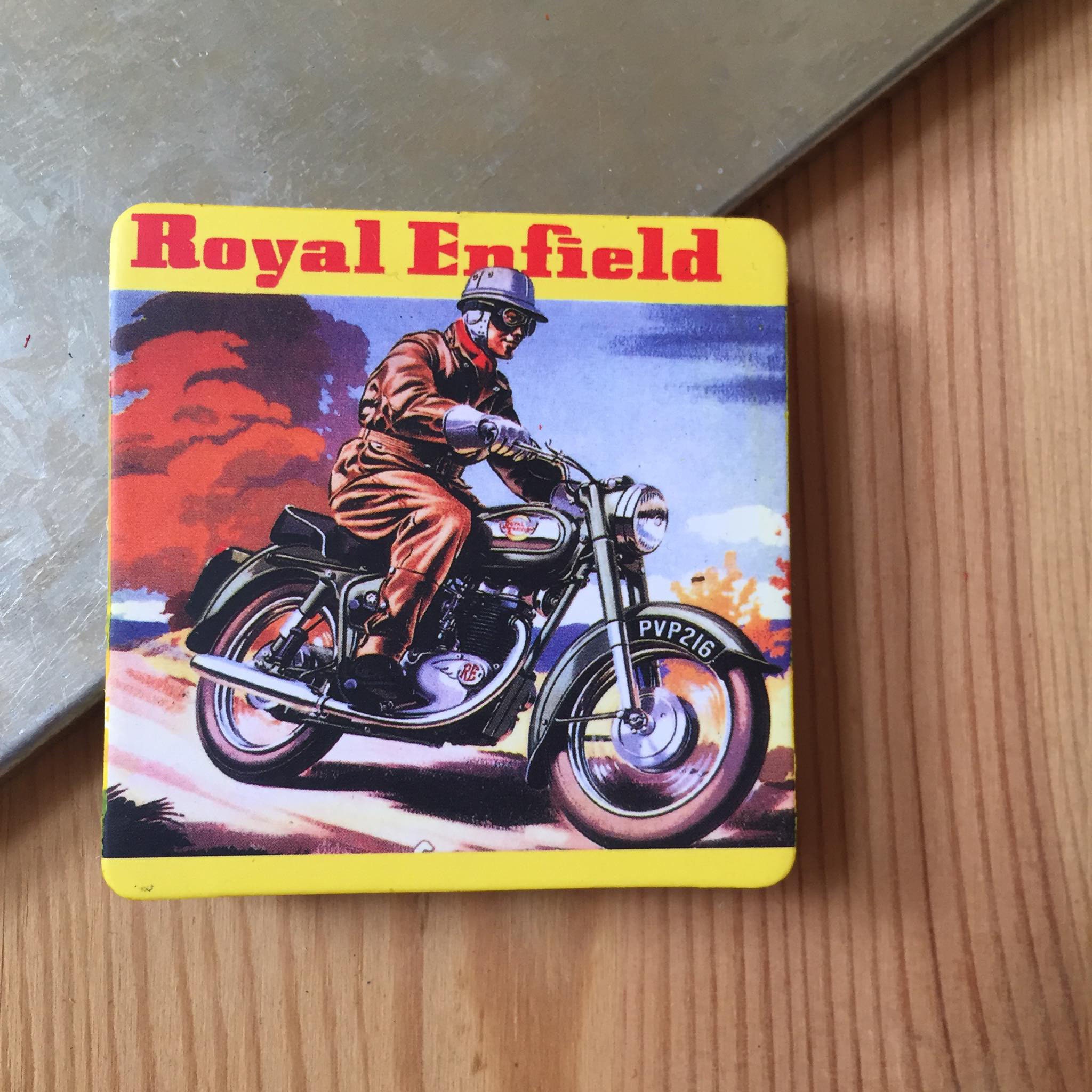 Royal Enfield Classic Motorcycle Magnet Pour | Décor Frigo Mural Idées Cadeaux |