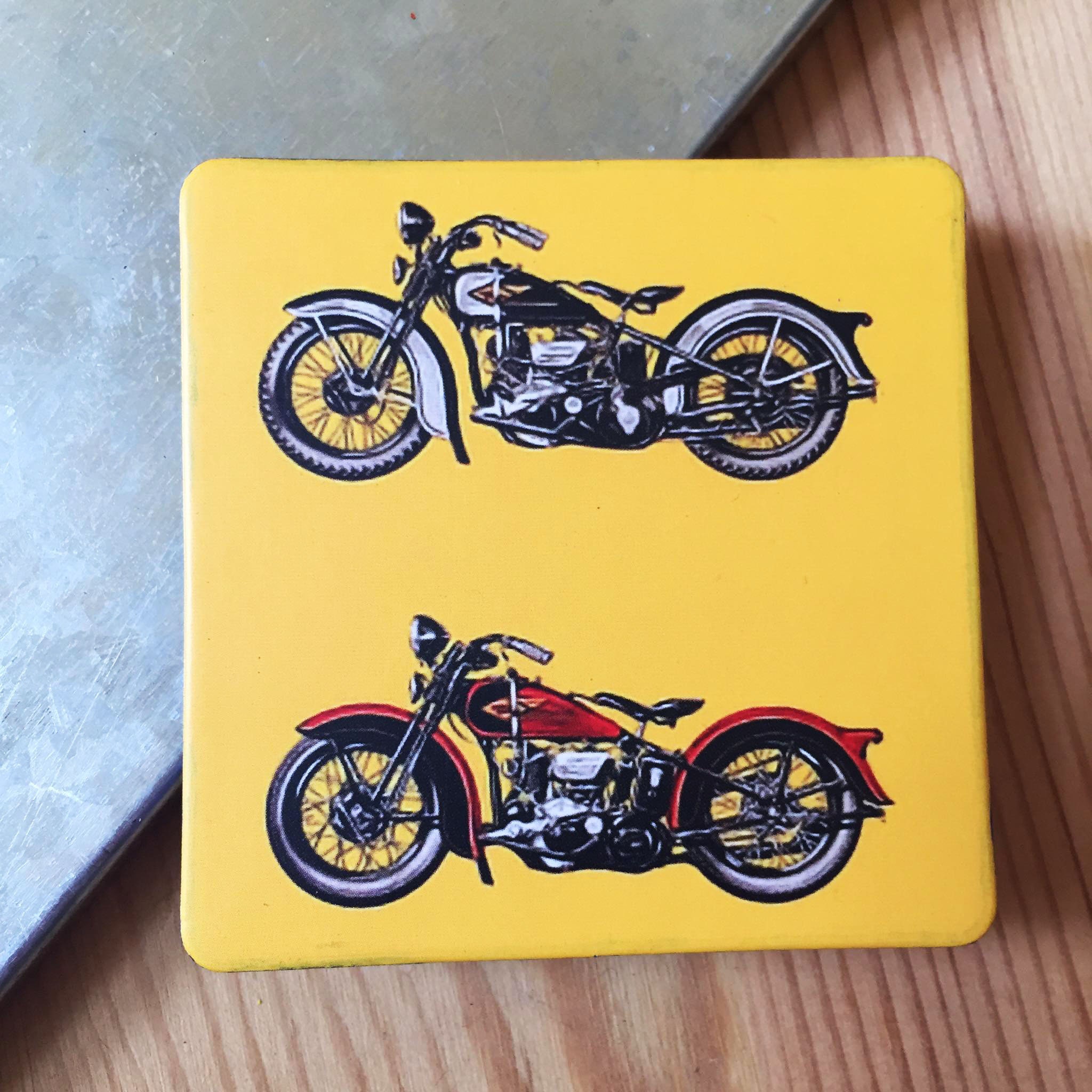 plaque  PARKING ONLY HARLEY DAVIDSON STREET BOB  ( idée cadeau )