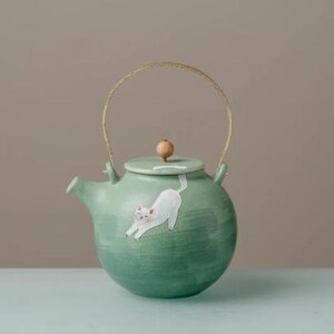 Tetera de ceramica verde con gato pintado , hervidor de té pintado 400ml