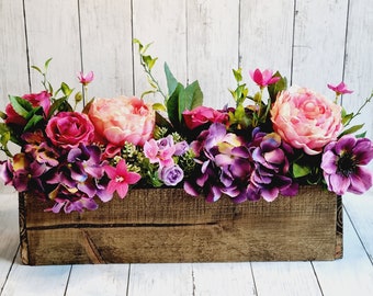 Composition florale de luxe avec une touche réelle, pièce maîtresse, jardinière, décoration de table