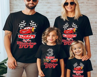 Benutzerdefinierte Geburtstag Lightning McQueen Shirt, Geburtstagskind Auto T-Shirt, Disney Familien Geburtstag Shirt, Pixar Lightning McQueen Geburtstagskind Shirt