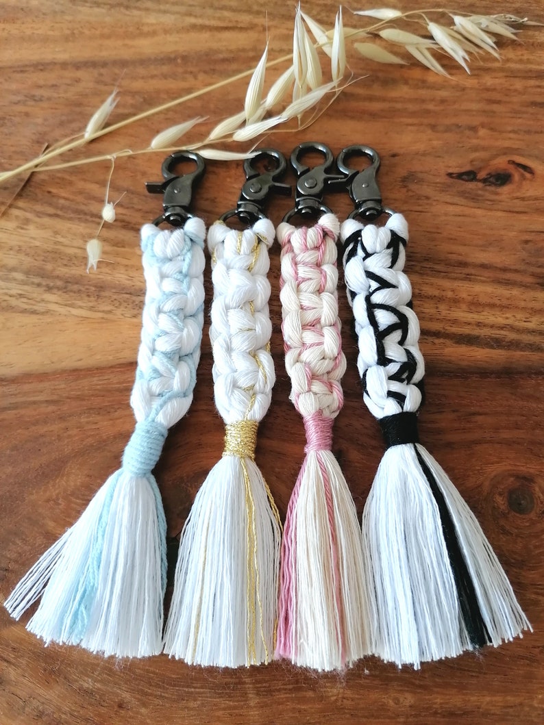 Macrame Keychain Cleopatra Carabiner Pocket Pendant