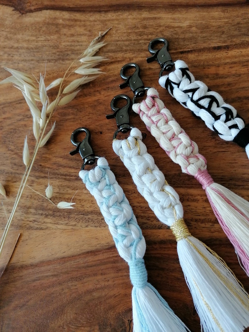 Macrame Keychain Cleopatra Carabiner Pocket Pendant