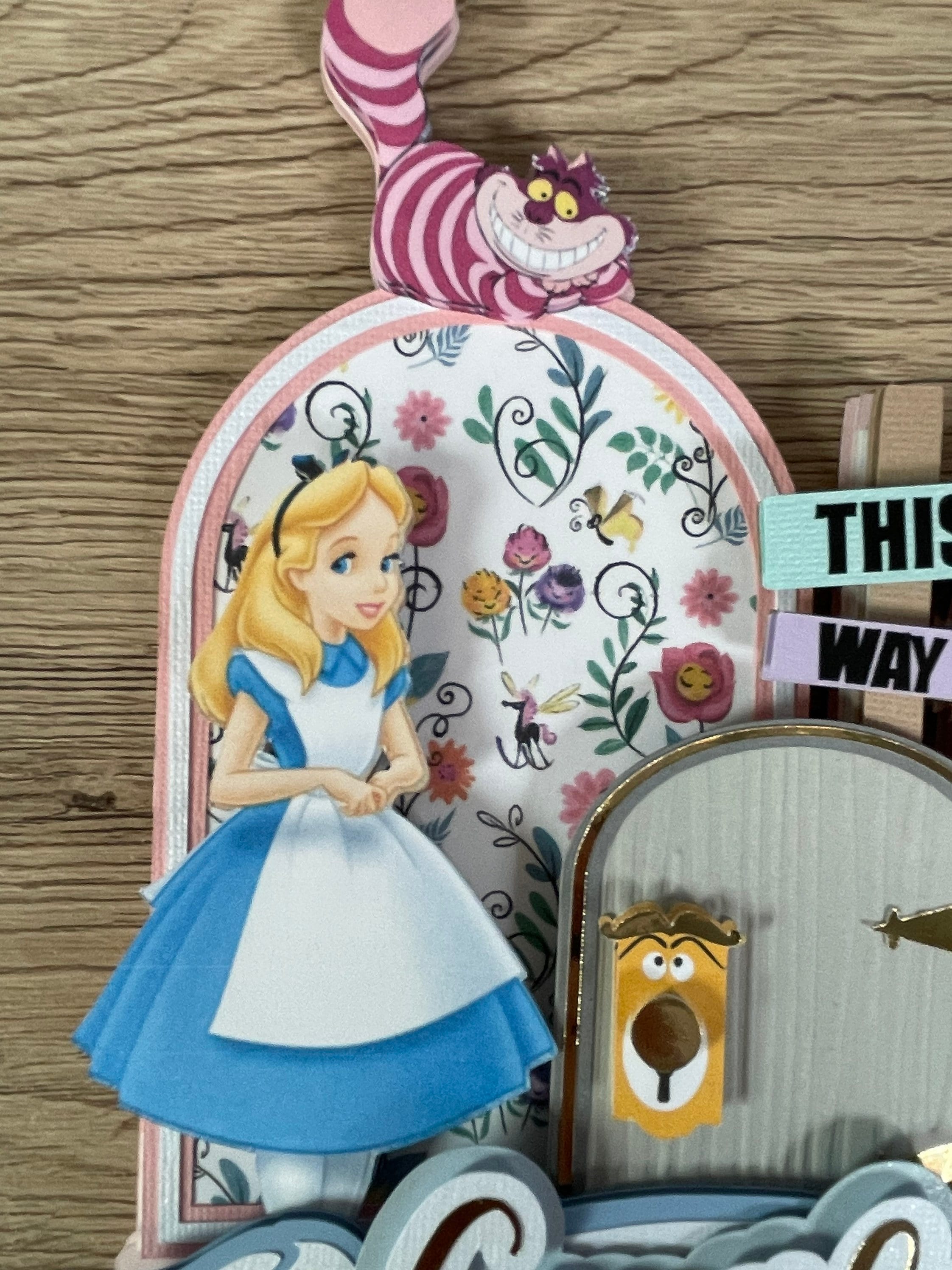 ALICE IN WONDERLAND CAKE TOPPER — The Useless Crafter