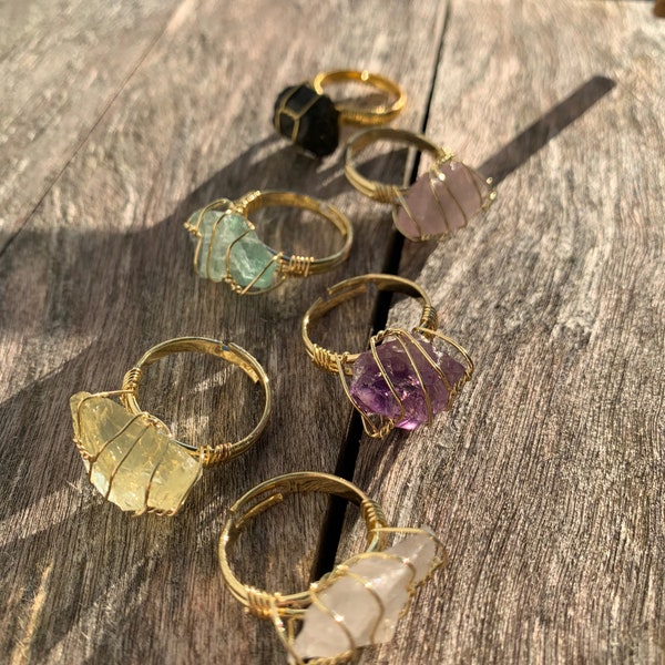 Raw Healing Crystal Wire-Wrapped Ring, Adjustable Crystal Statement Ring, Natural gemstone ring, Unique Chunky Crystal ring, Summer Jewelry