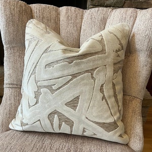 Off white brand best sale pillows
