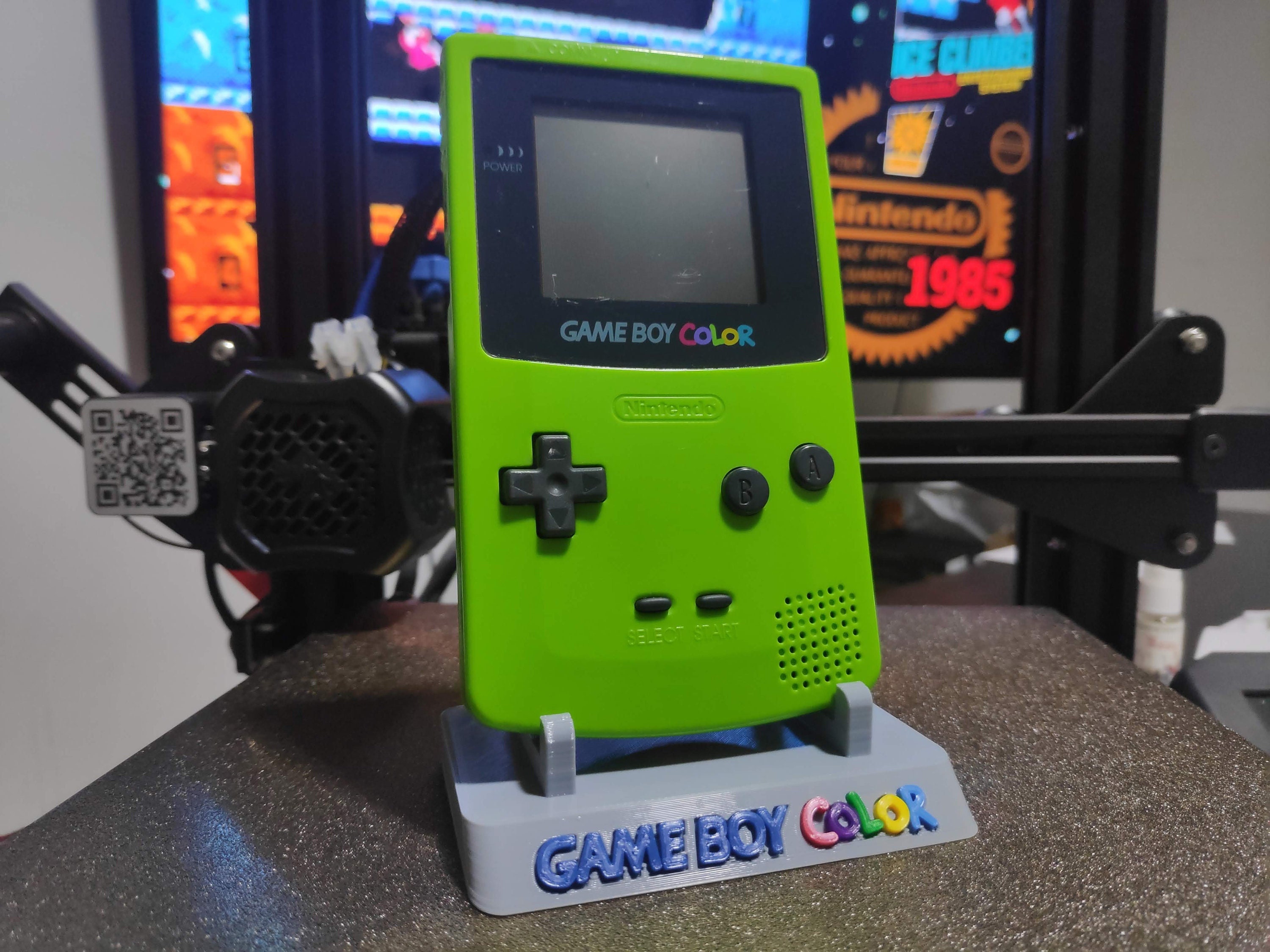 GAMEBOY ADVANCE STAND WITH 5X GAME CARTRIDGES HOLDER