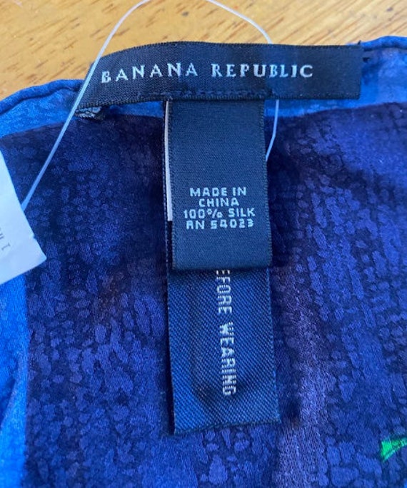 1990's 100% Silk Banana Republic Square Scarf / S… - image 7