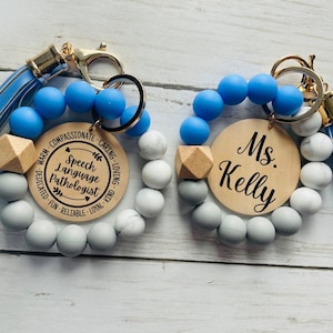 Speech Pathologist Gift, SLP Gift, Speech Therapy, Personalized SLP gift, SLP Key chain wristlet, Teacher Bracelet