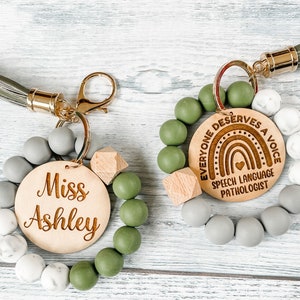 Speech Pathologist Gift, SLP Gift, Speech Therapy, Personalized SLP gift, SLP Key chain wristlet, Teacher Bracelet