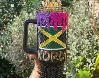 Vaso Bling a medida: diseño personalizado de diamantes de imitación y perlas