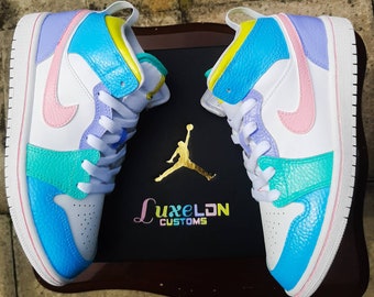 Pastel Colour Customs