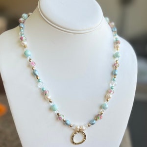 Pearl necklace w Czech glass beads, hand painted glass beads, 18k gold pendant & 18k gold lariat, with gift bag