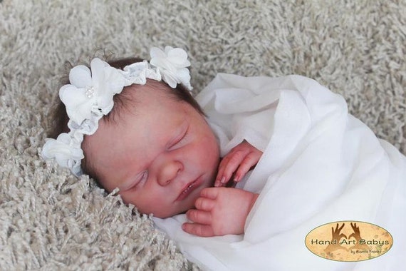 Realborn® SILICONE Isabelle Sleeping (19 Reborn Doll Kit)